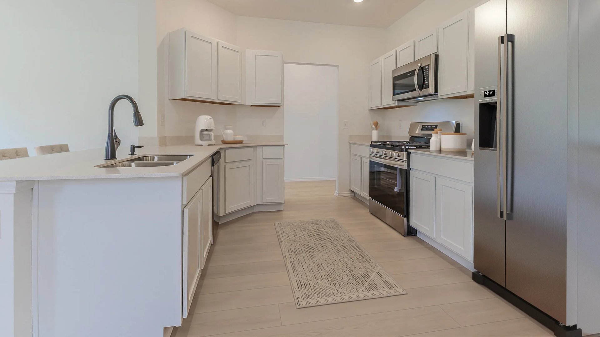 Rc Foster II (Kitchen) in Magnolia Manor