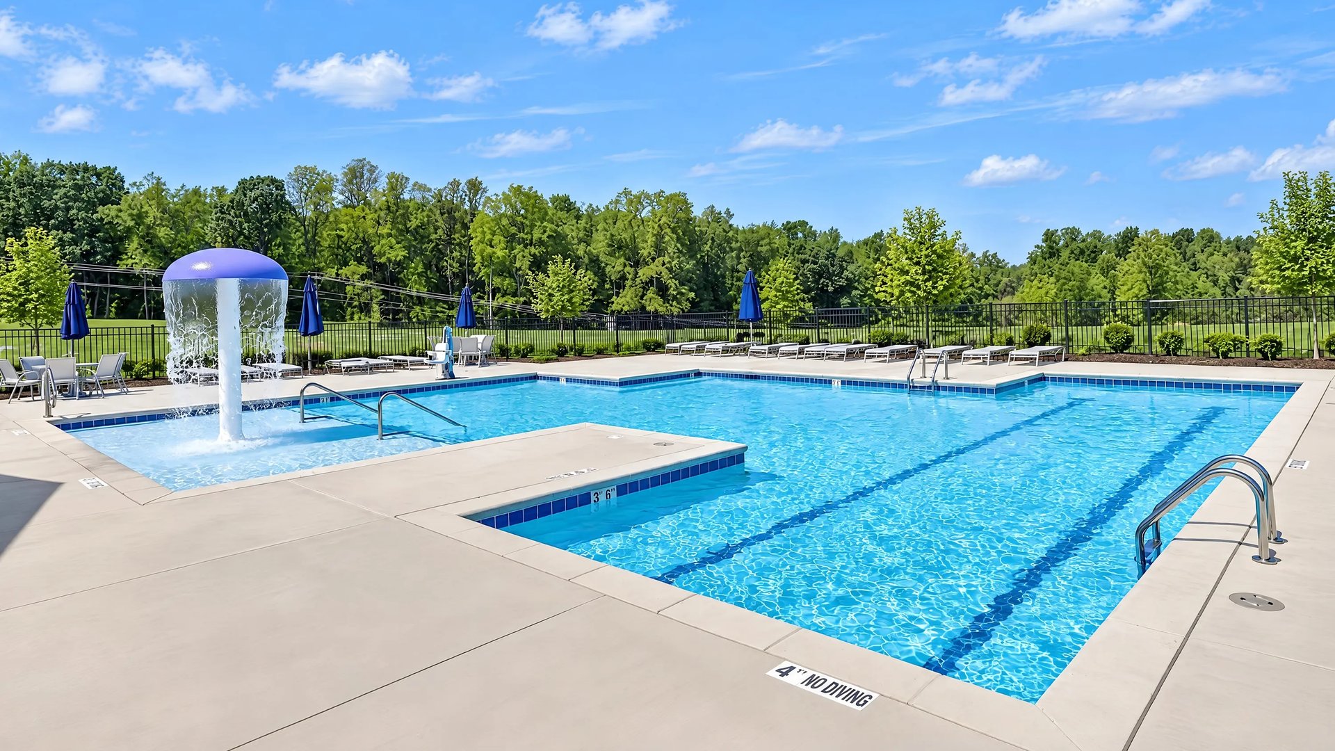 Swimming Pool in Overlook at Stoney Creek