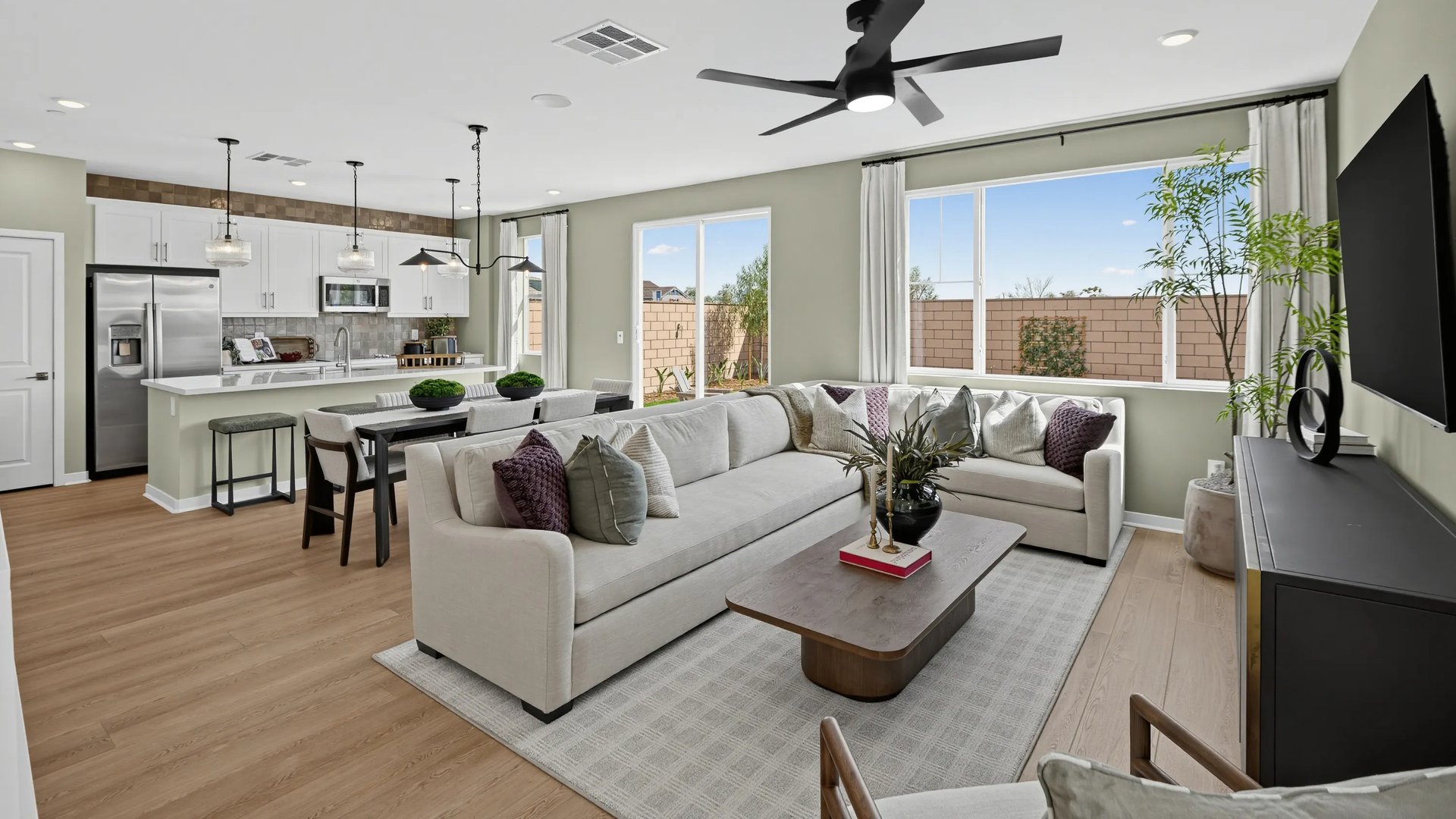 Living area reverse angle
